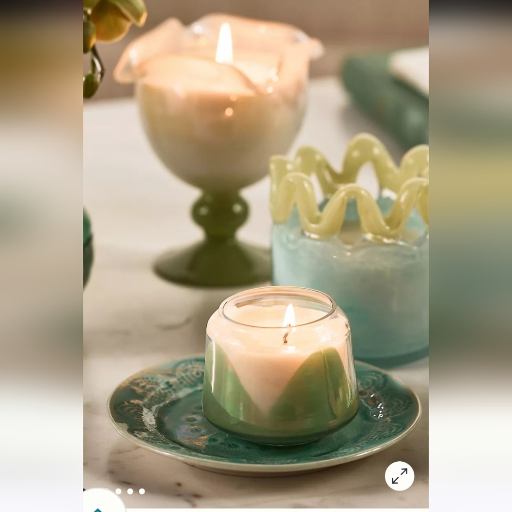 Anthropologie Sea Salt And Driftwood Scented Candle